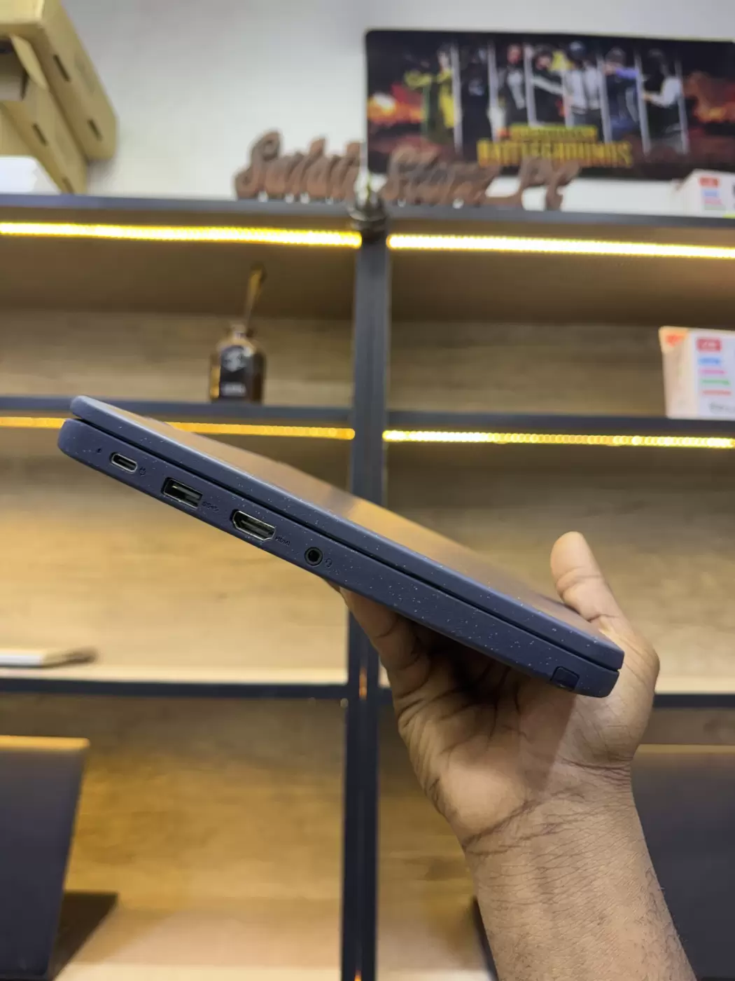 Lenovo 500w Gen 3 (Intel) 8/128