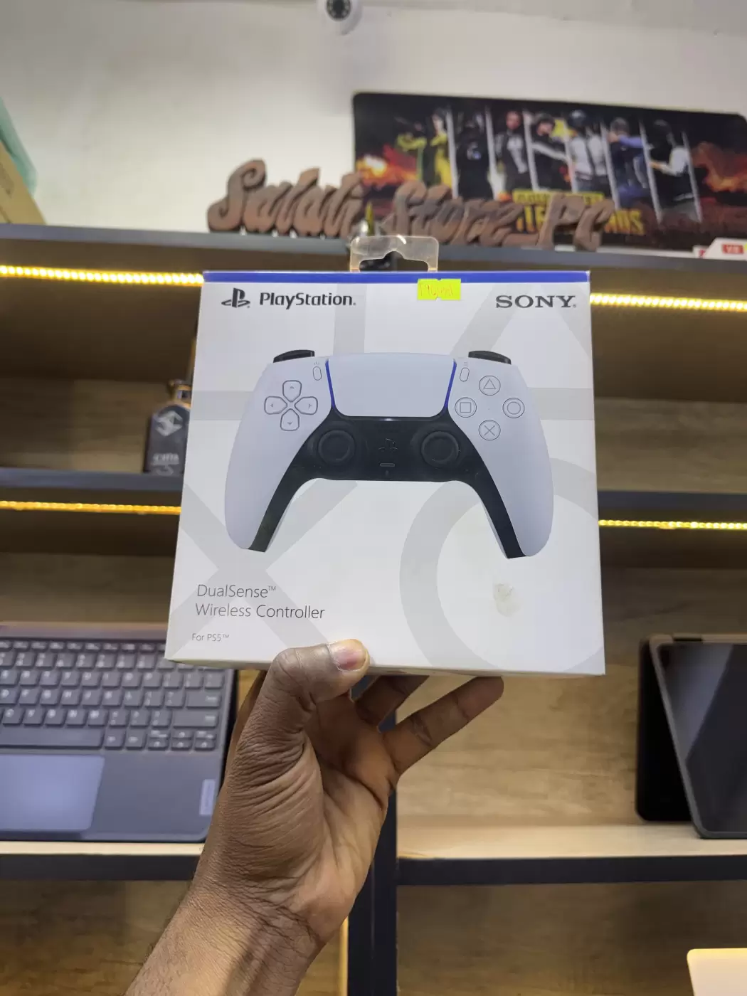 PS5 DualSense Controller